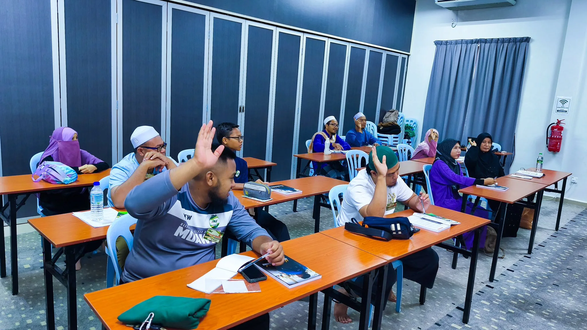 Atasi Skoliosis, Anxiety, dan Asam Urat dengan Terapi Alami di Jakarta Timur Jalan Sehat Secara Alami