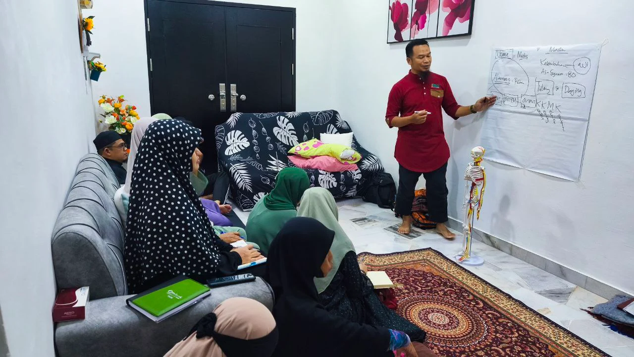 Terapi Alami Bersama PAZ Al Kasaw Untuk Mengobati Skoliosis, Cerebral Palsy, dan Syaraf Kejepit di Surakarta