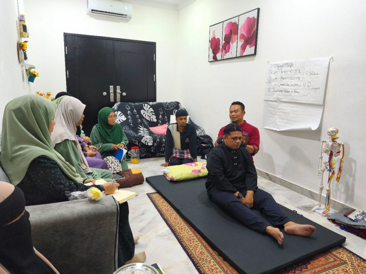Layanan Terapi dan Pengobatan Stroke, Skoliosis, dan Cerebral Palsy Terpercaya di Kota Bekasi